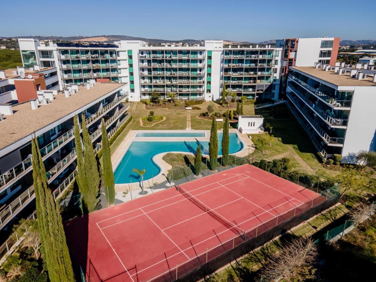 Superbe Appartement Spacieux Avec Terrasse Vue Piscine 维拉摩拉 外观 照片