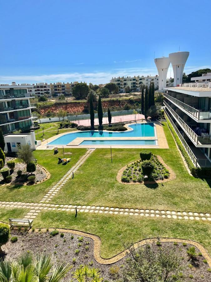 Superbe Appartement Spacieux Avec Terrasse Vue Piscine 维拉摩拉 外观 照片